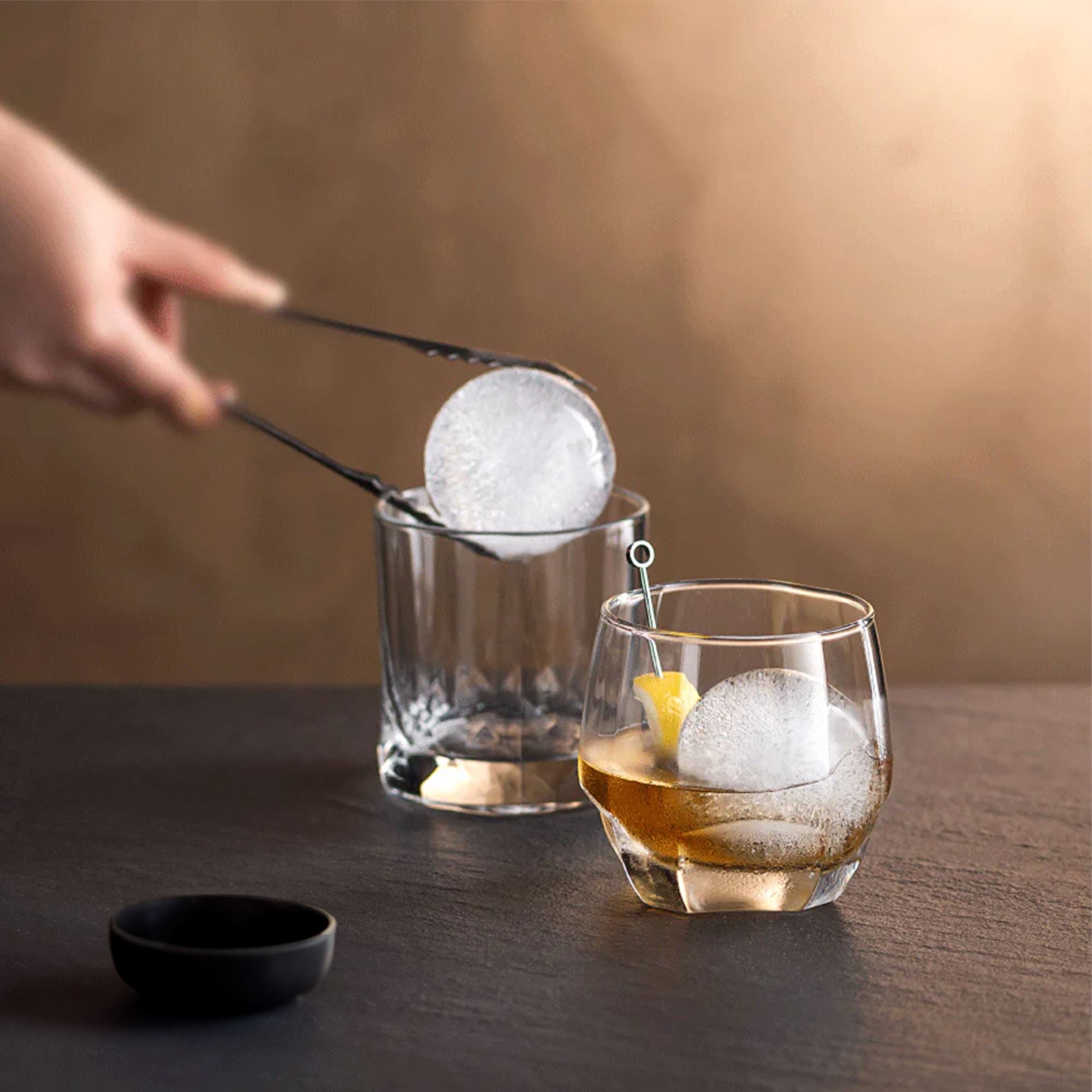 Silicone Ice Ball Mould 2 Sphere Ice Cube Trays D-STILL Drinkware 